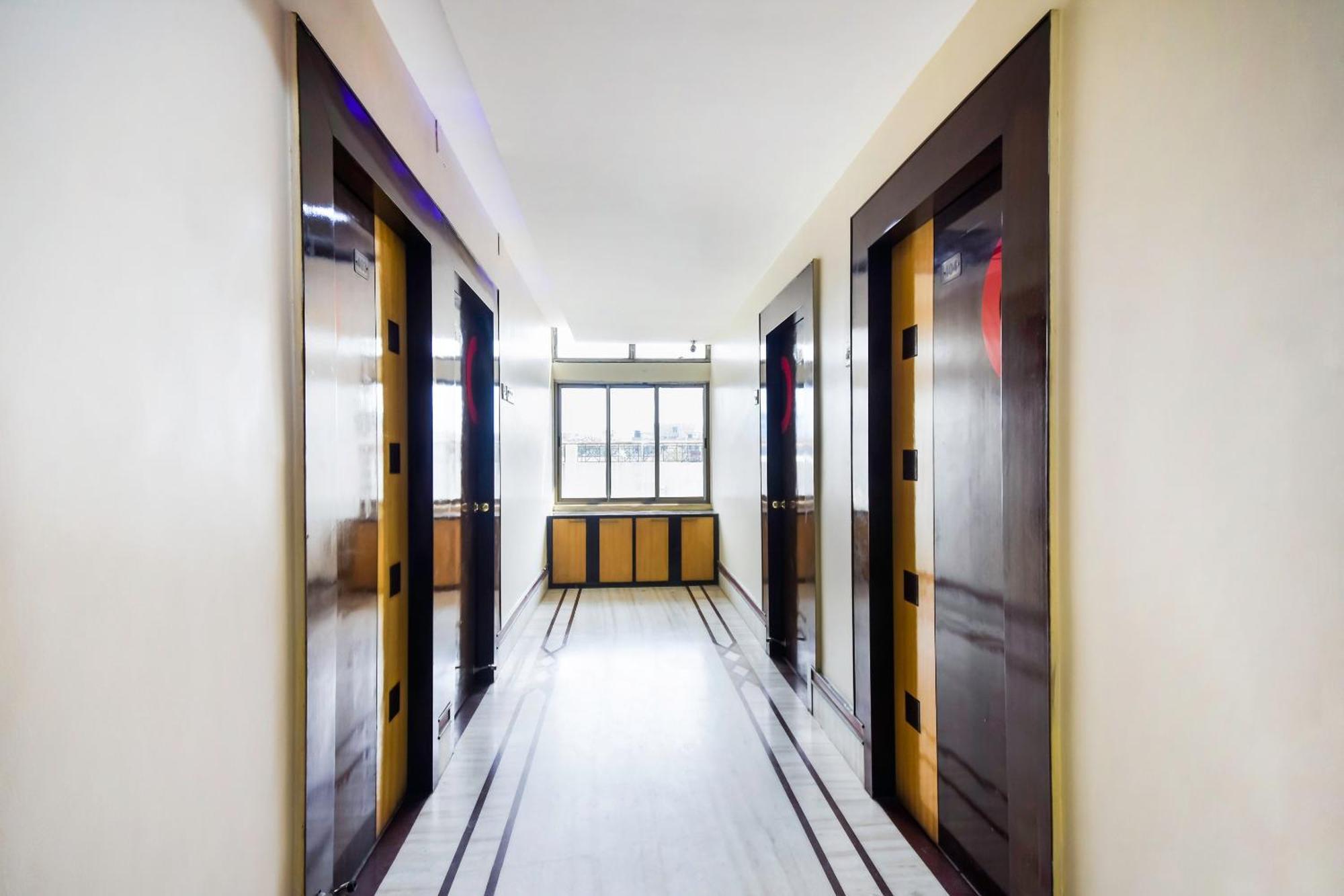 Super Collection O Meera International Asansol Exterior photo
